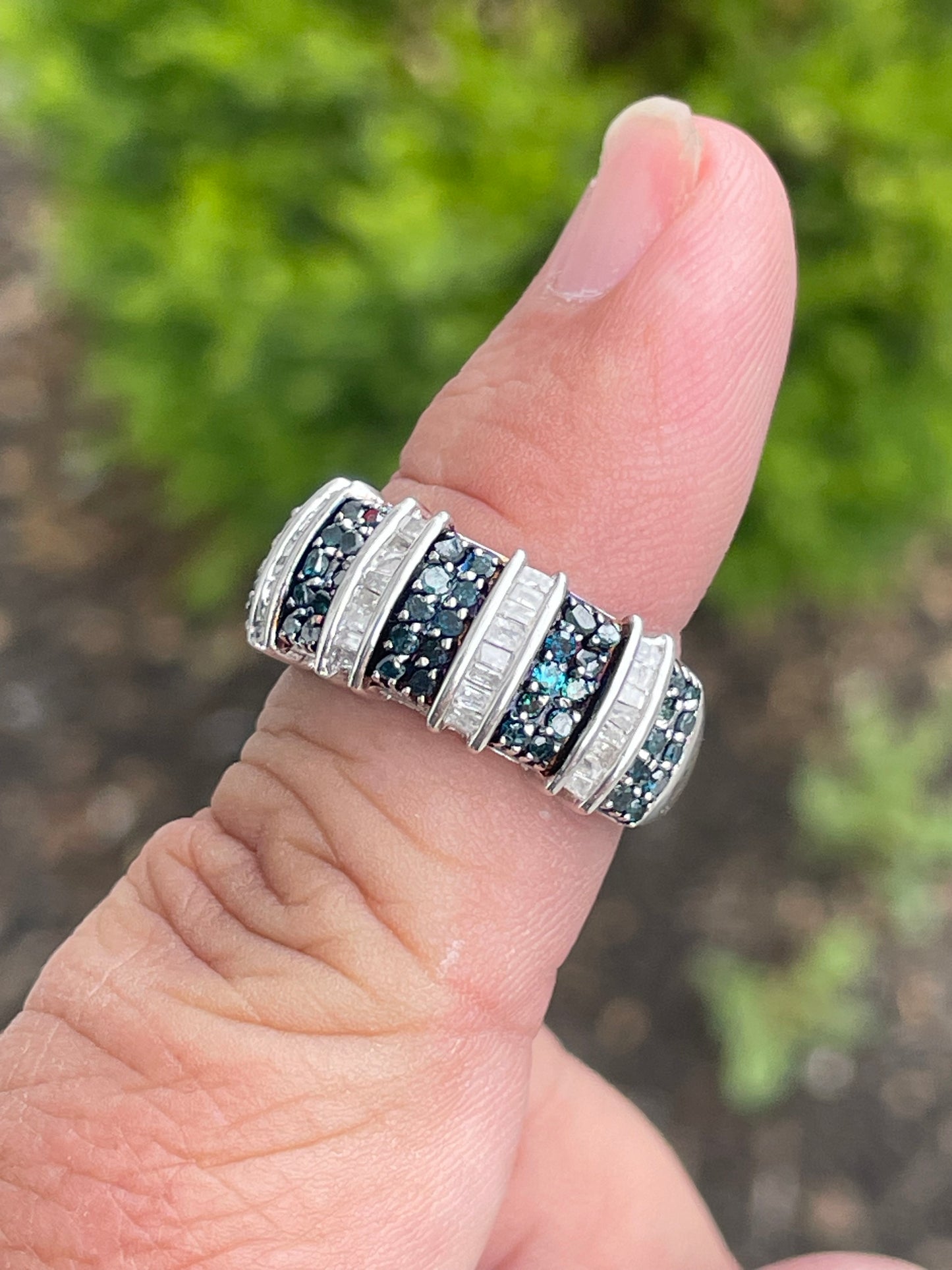 925 Sterling Silver Natural Blue & White Diamond Band Ring Size 7
