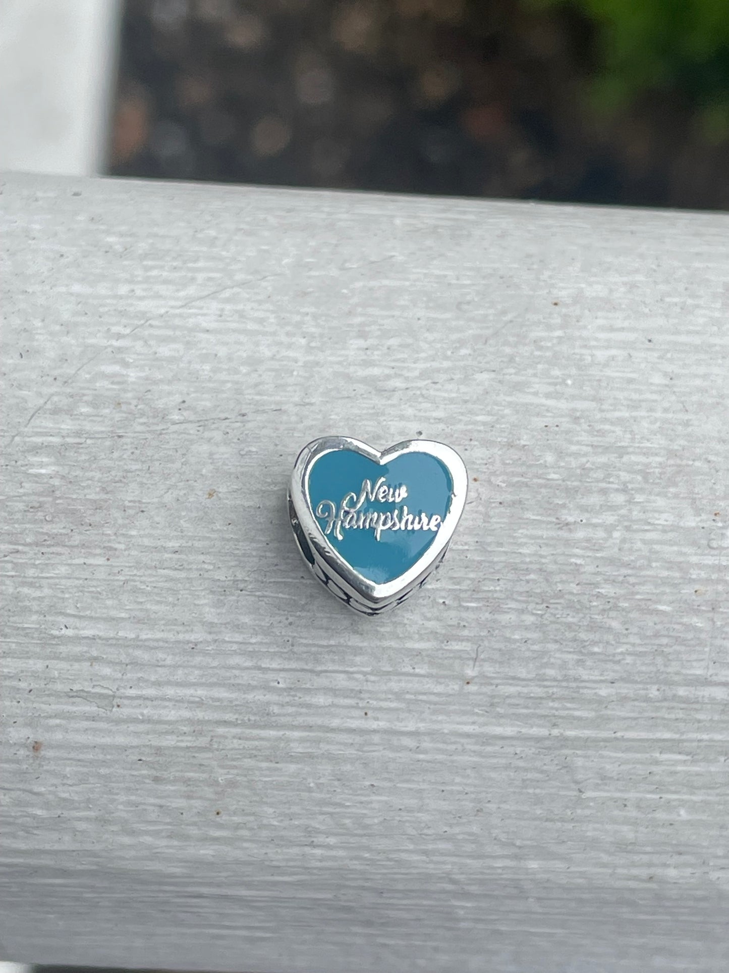 Pandora New Hampshire Exclusive Scenic Travel Heart Charm