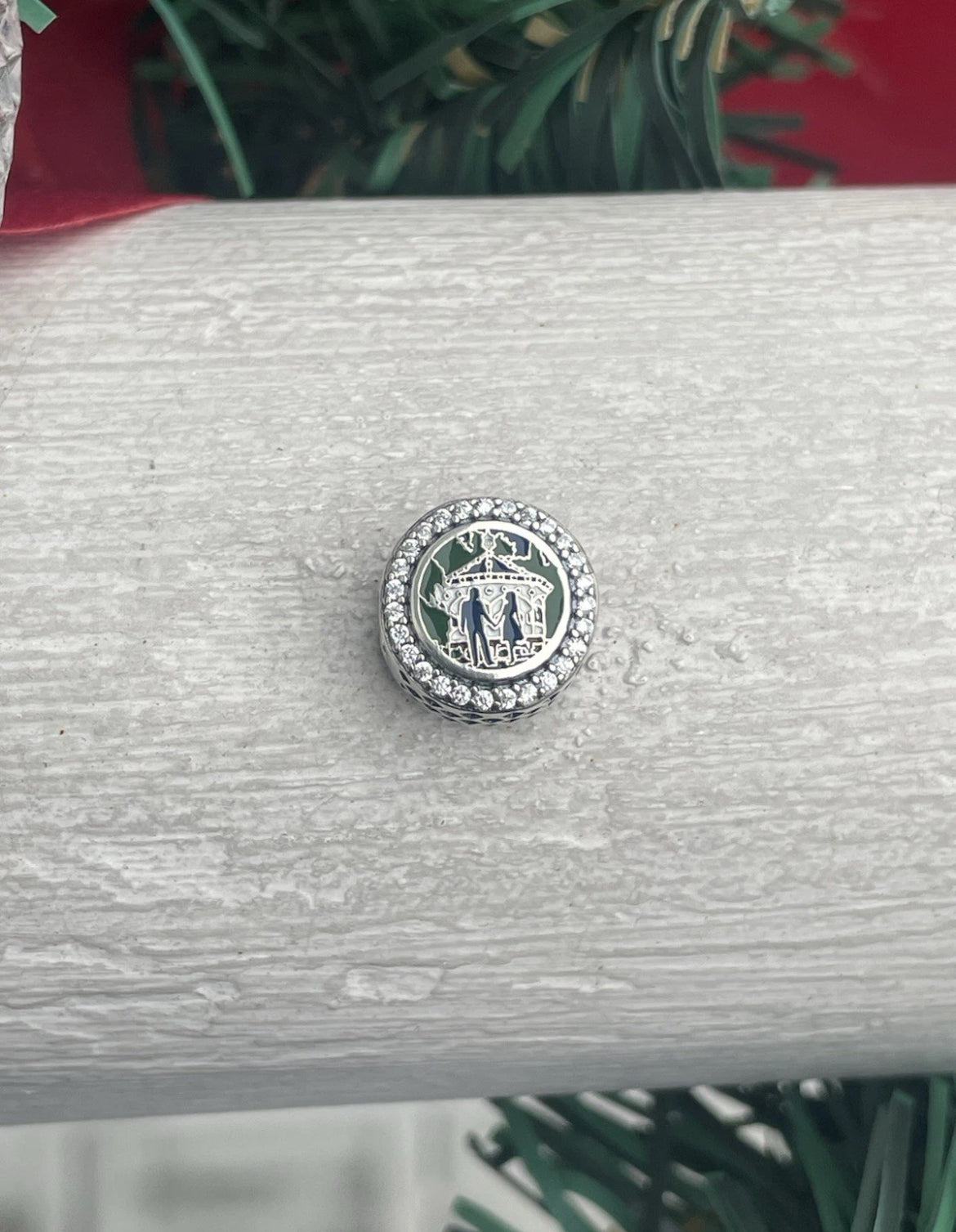 Pandora Pennsylvania Exclusive Peddler’s Village Round Signet Charm