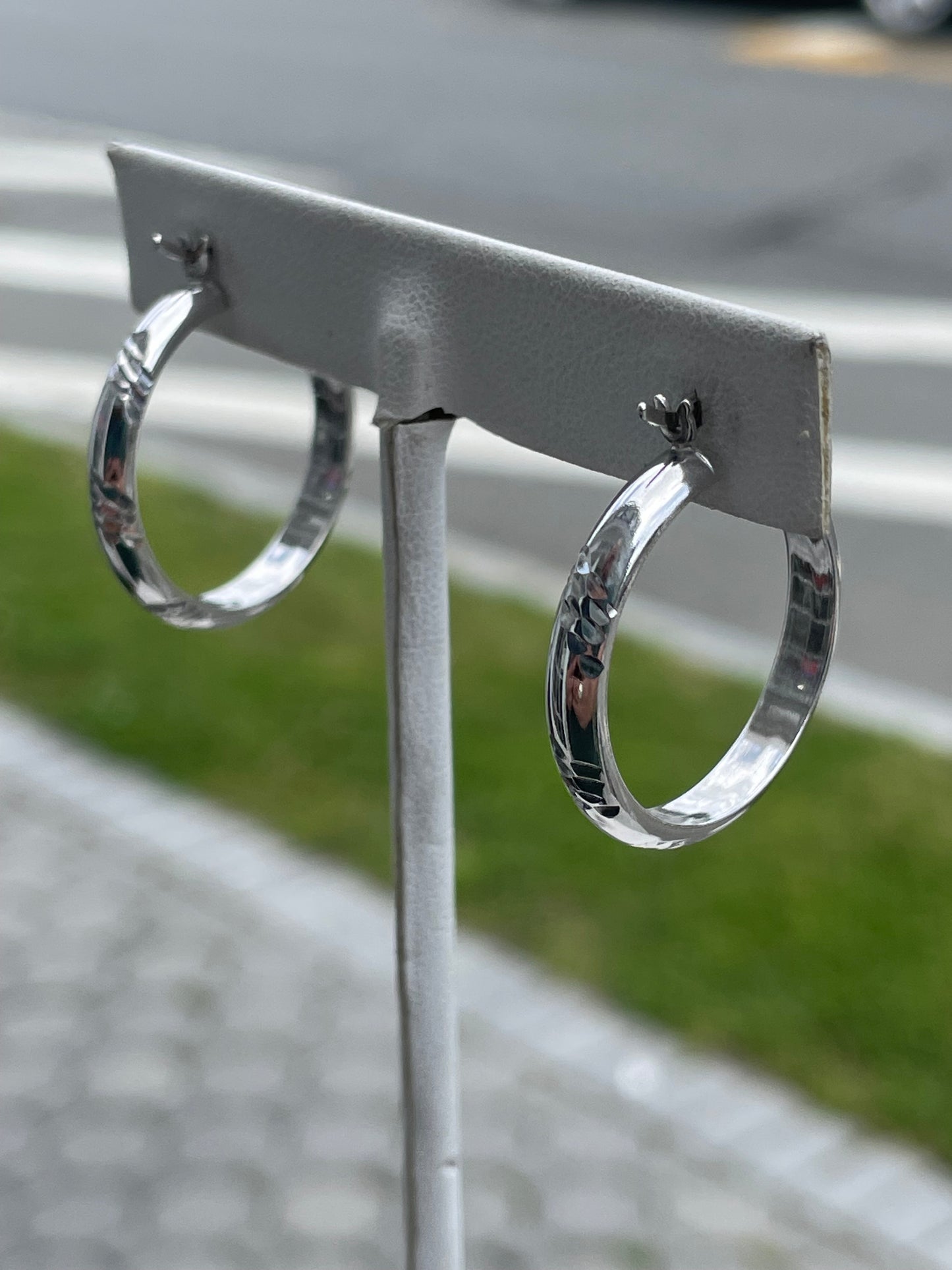 925 Sterling Silver Diamond Cut High Polish Hoop Earrings