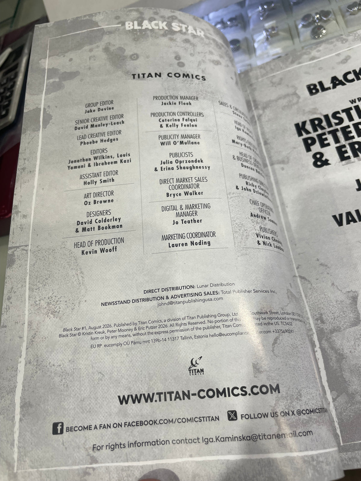 Signed x3 Black Star #1 Madwoman’s Library Exclusive Variant Cover signed by Kreuk, Mooney, and Putzer