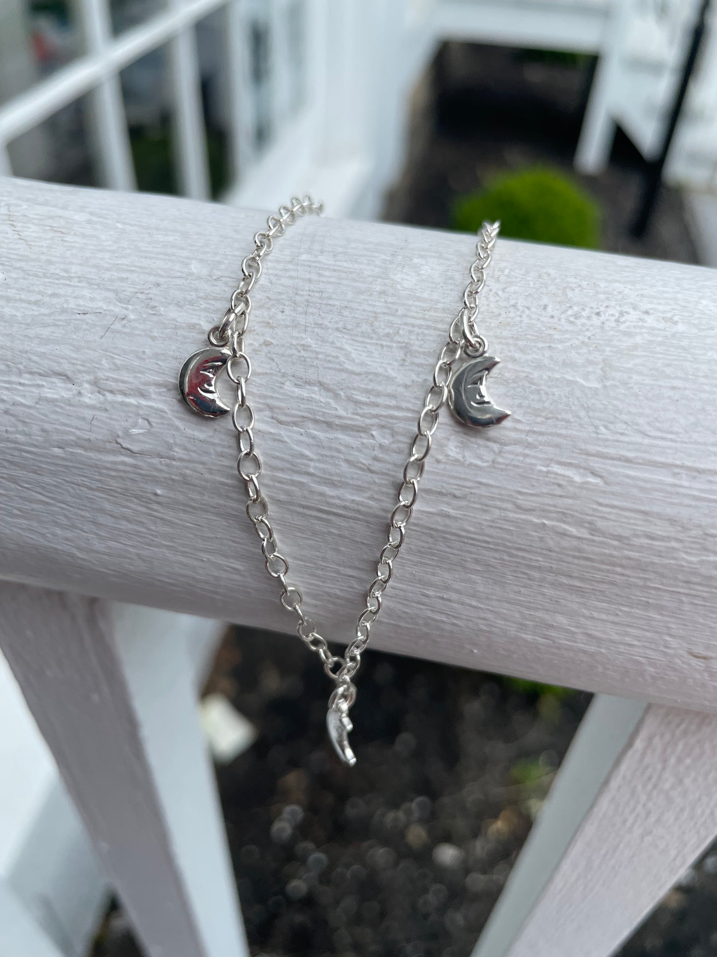 925 Sterling Silver Crescent Moon Dangle Charm Anklet 10”