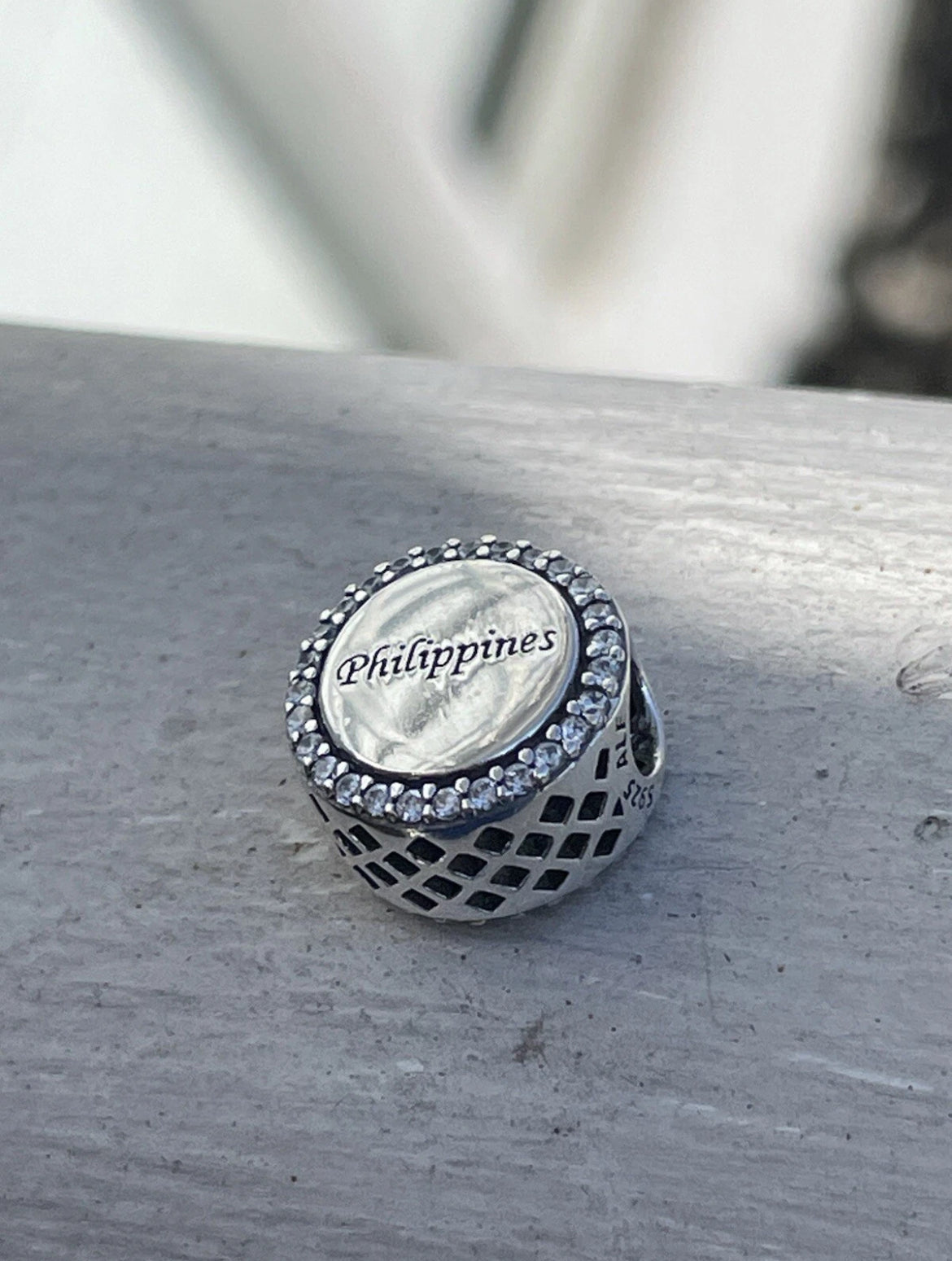 Pandora Philippines Exclusive Country Round Signet Traditional Wedding Charm
