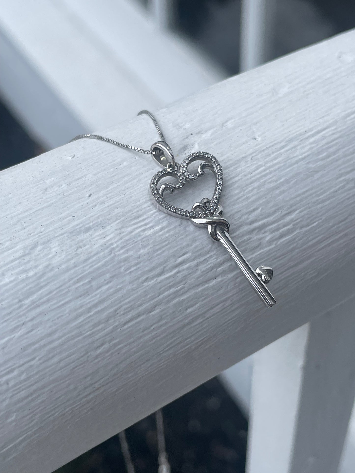 925 Sterling Silver Natural Diamond Unlock Your Heart Key Necklace