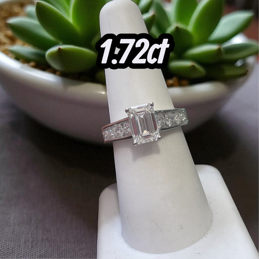 14k White Gold Emerald Cut Diamond Engagement Ring Size 7