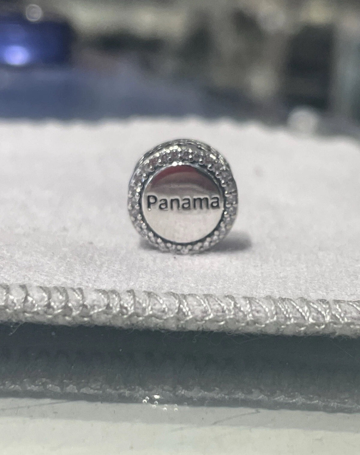 Pandora Panama Flag Country Exclusive Round Signet Travel Charm