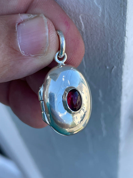 925 Sterling Silver Garnet Locket Pendant