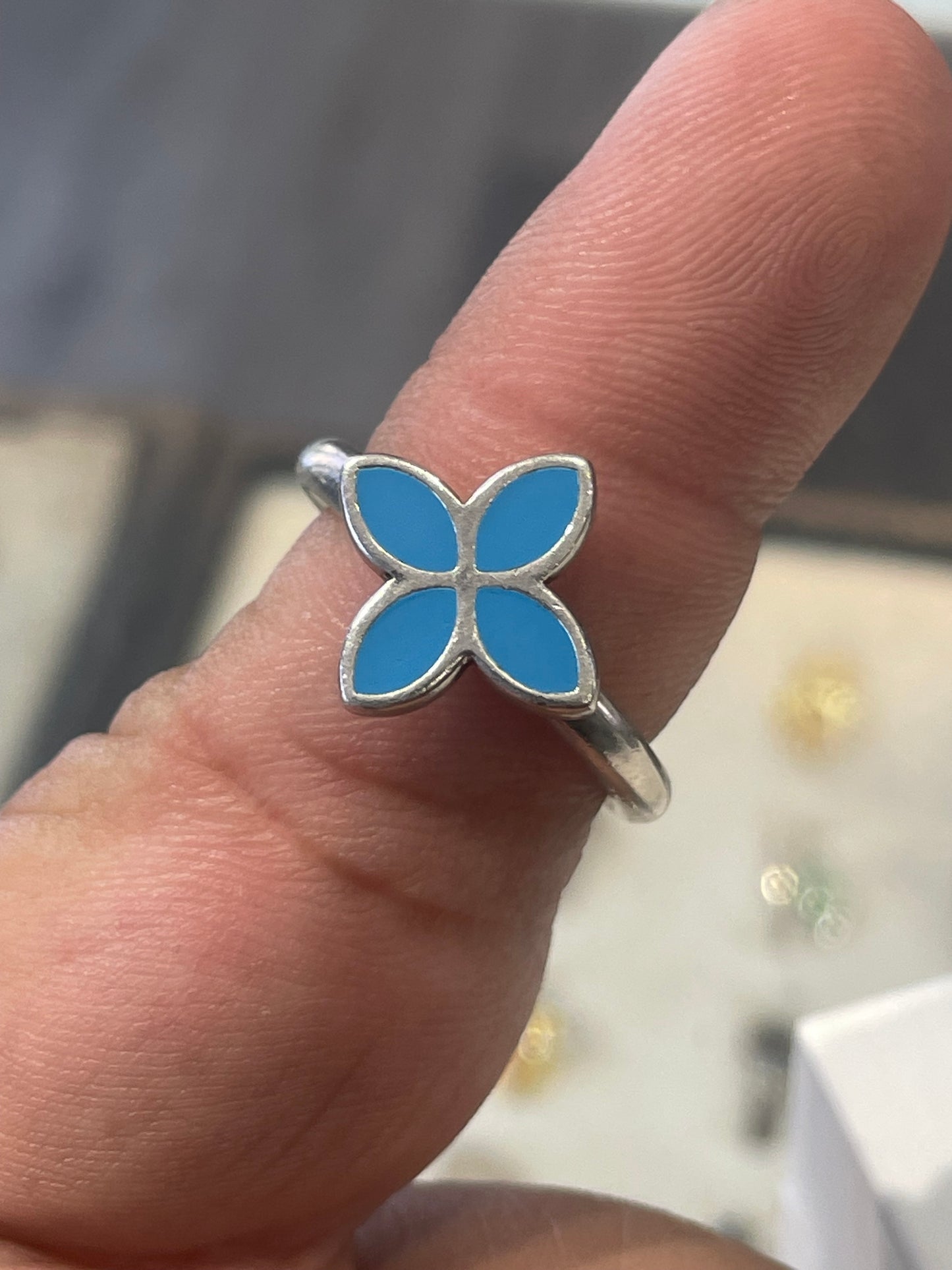 Retired Pandora Size 8 Sterling Silver Blue Enamel 4 Petal Flower Ring 190142EN01
