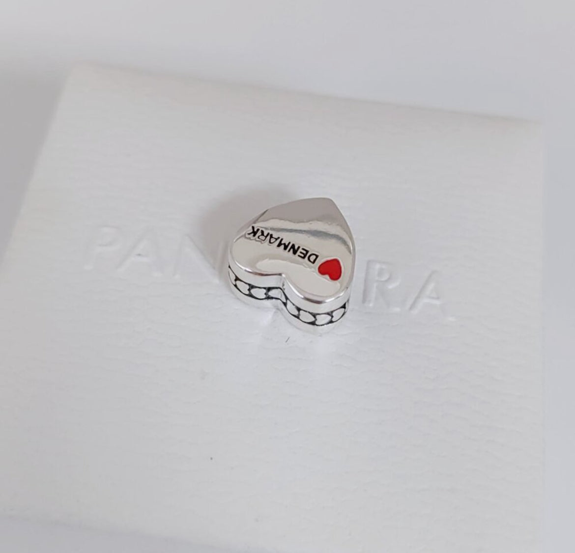 Pandora Denmark Country Exclusive Heart Flag Charm