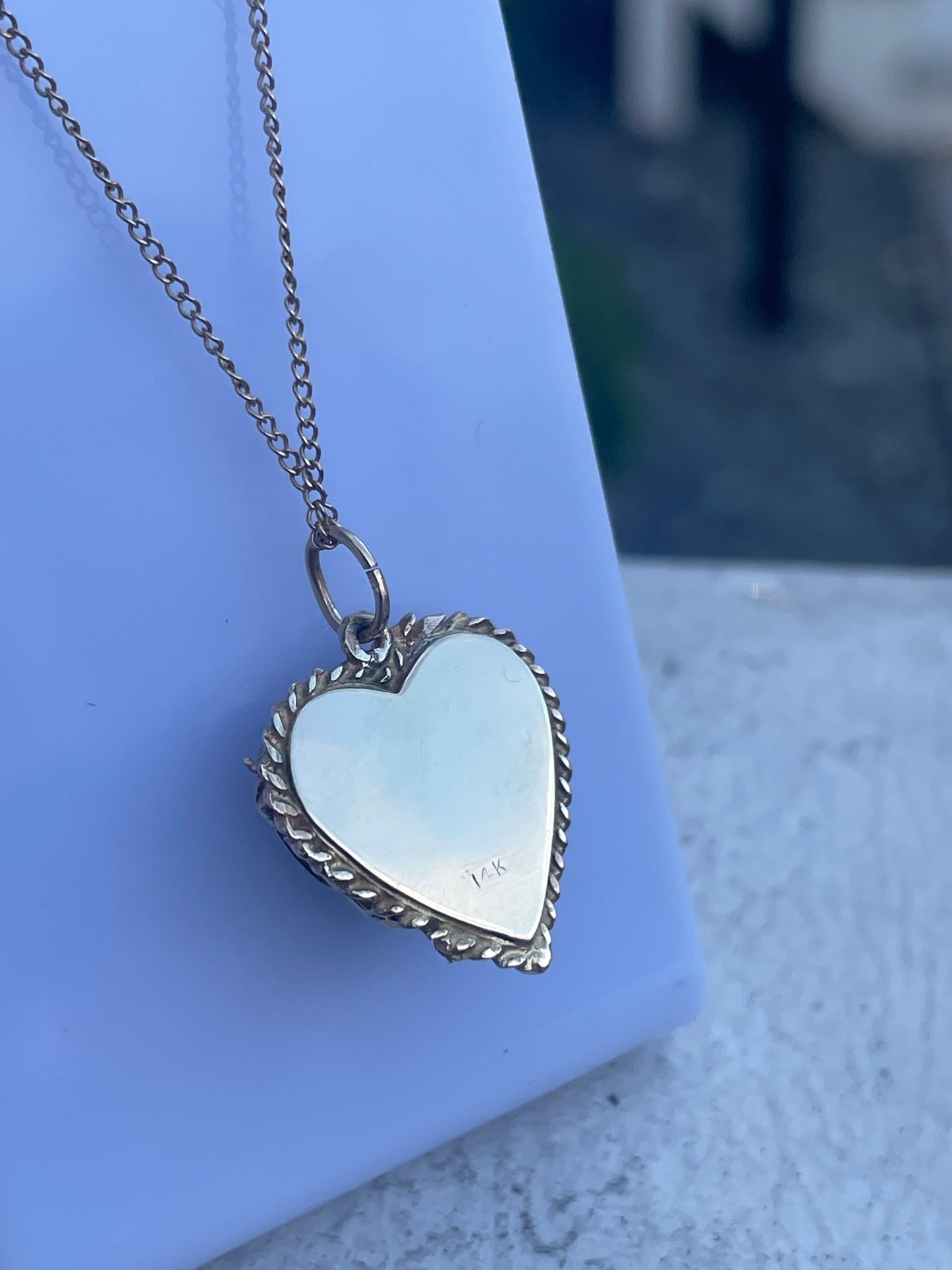 14k Gold Antique Natural Jade Heart Locket Necklace 18”