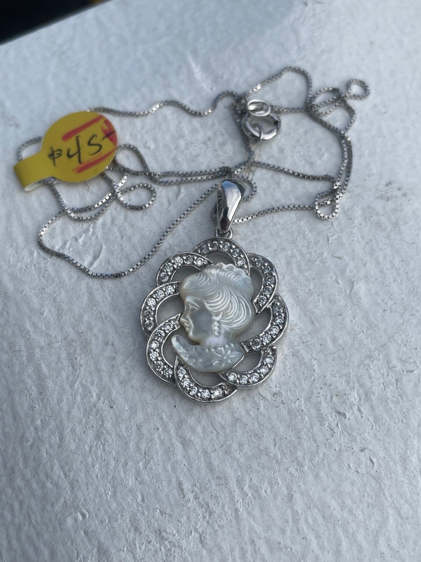 925 Sterling Silver Mother of Pearl Cameo & Cz Necklace