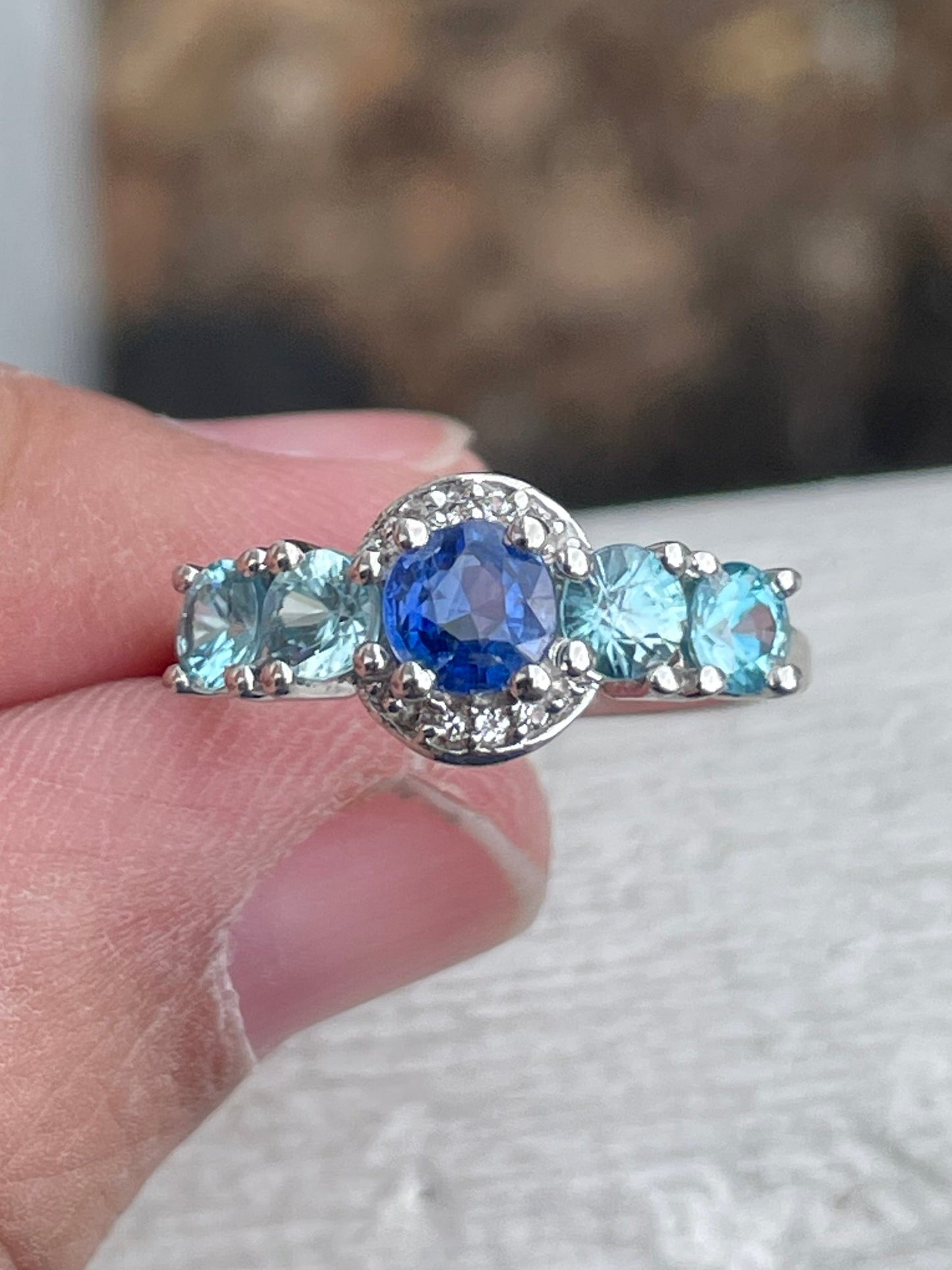 925 Sterling Silver Simulated Sapphire and Blue topaz crystal cluster band ring size 7