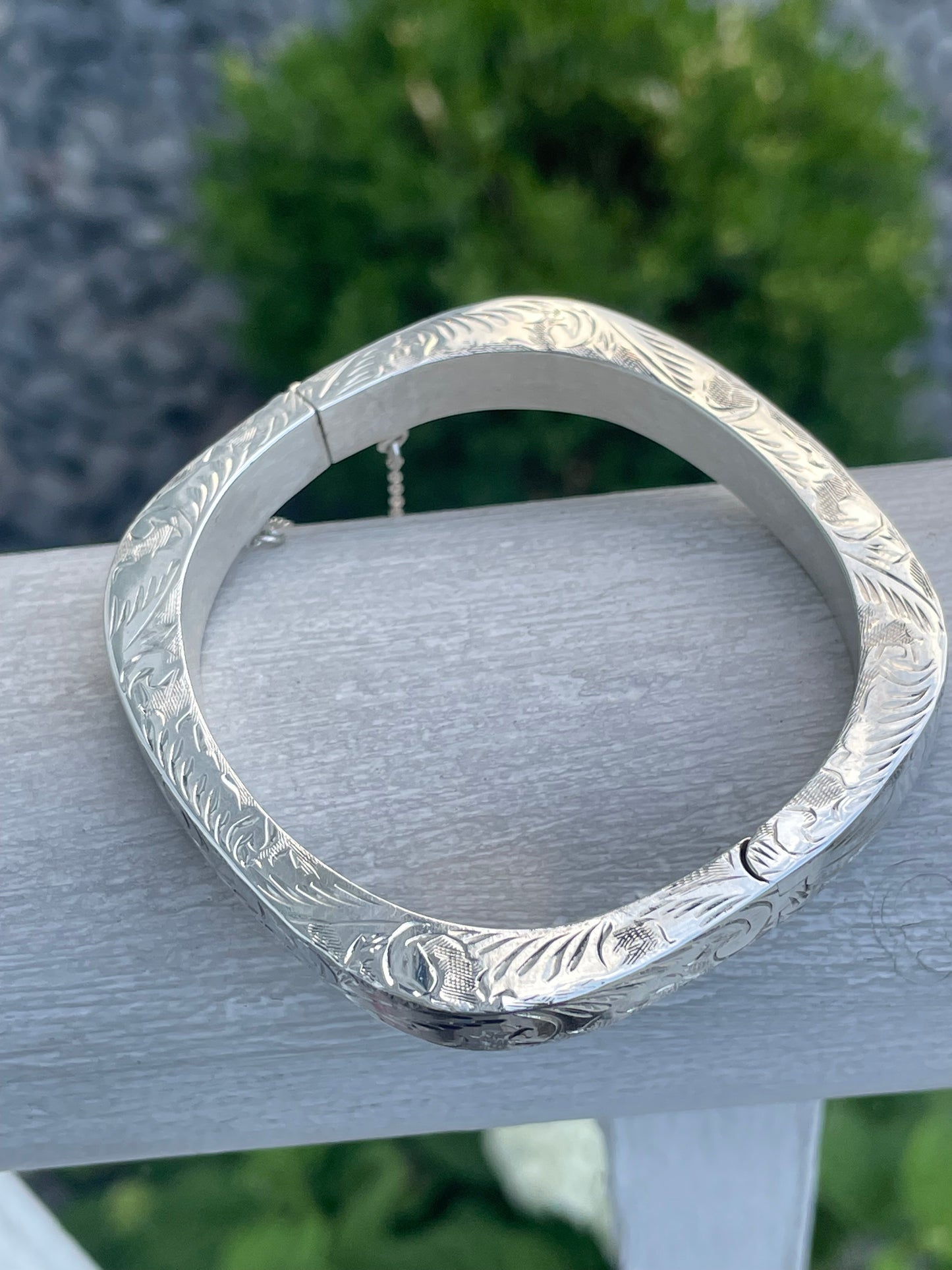 Vintage 925 Sterling Silver Hand Etched Bangle Bracelet 7”