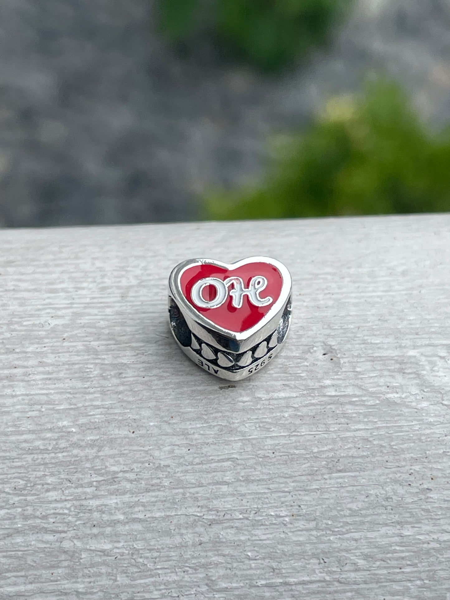 Pandora Ohio State Exclusive Travel Heart Charm