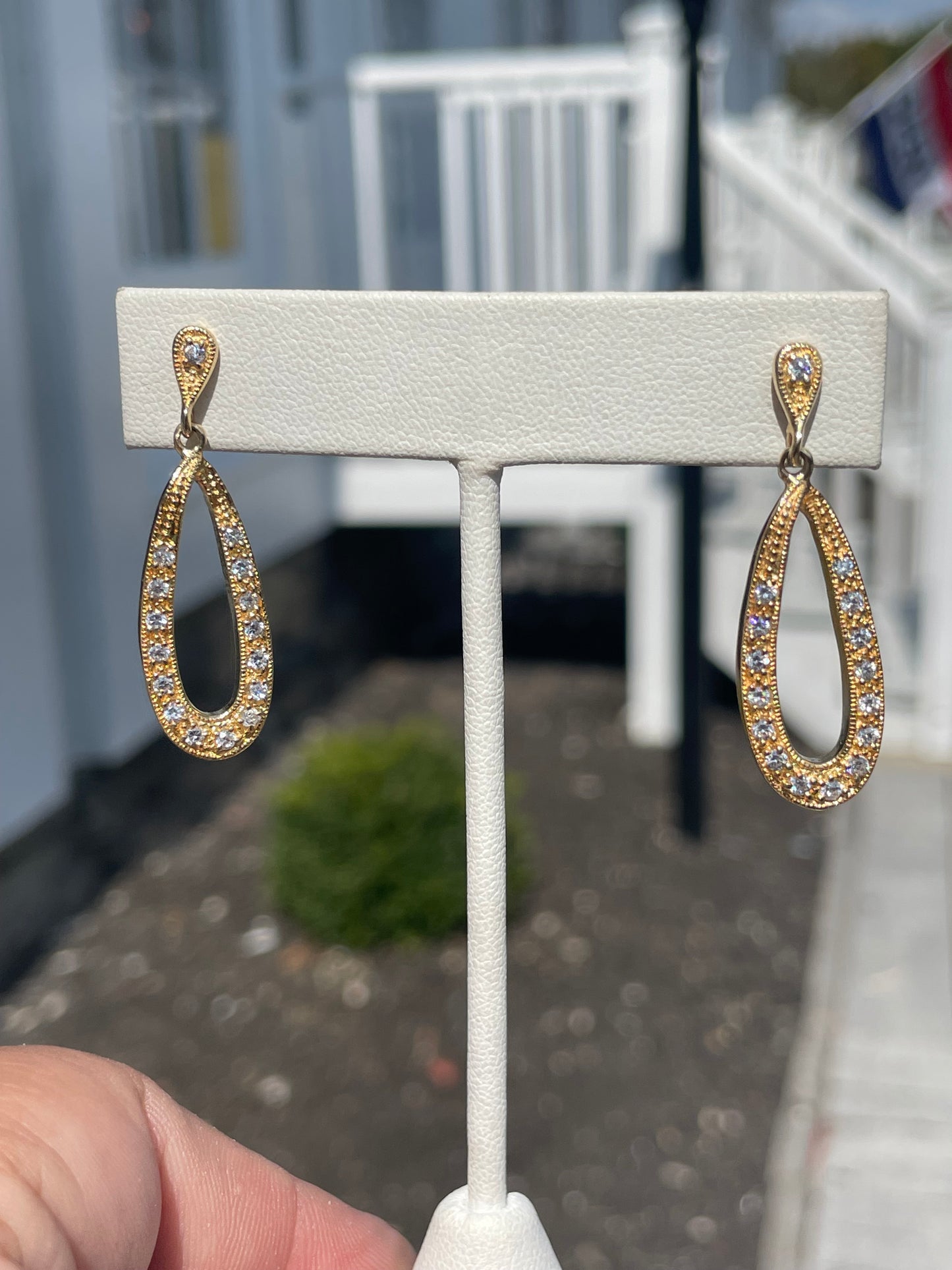 925 Sterling Silver Vermeil Cz Oblong Dangle Earrings