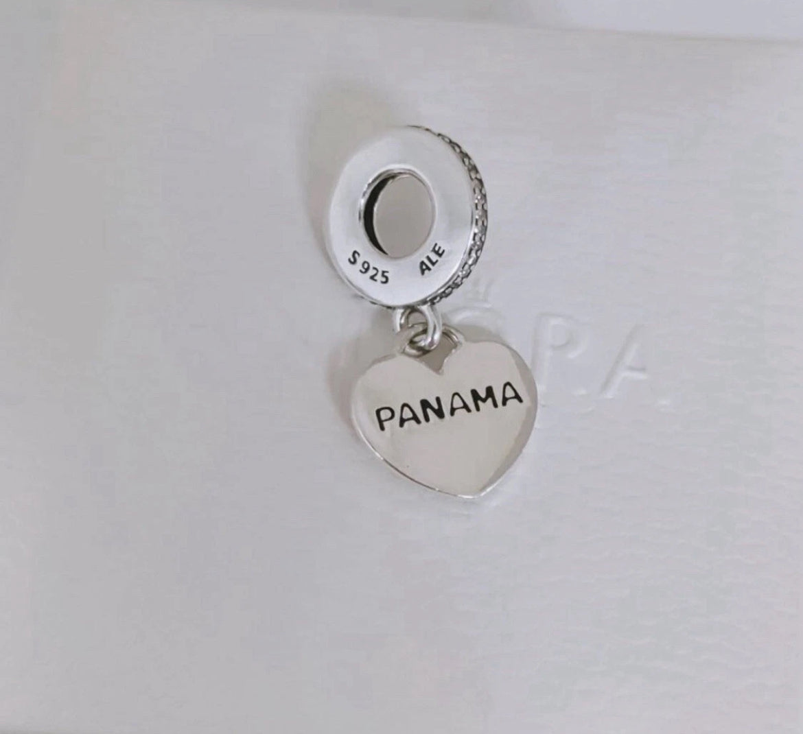 Pandora Panama Heart Flag Country Exclusive Travel Dangle Charm