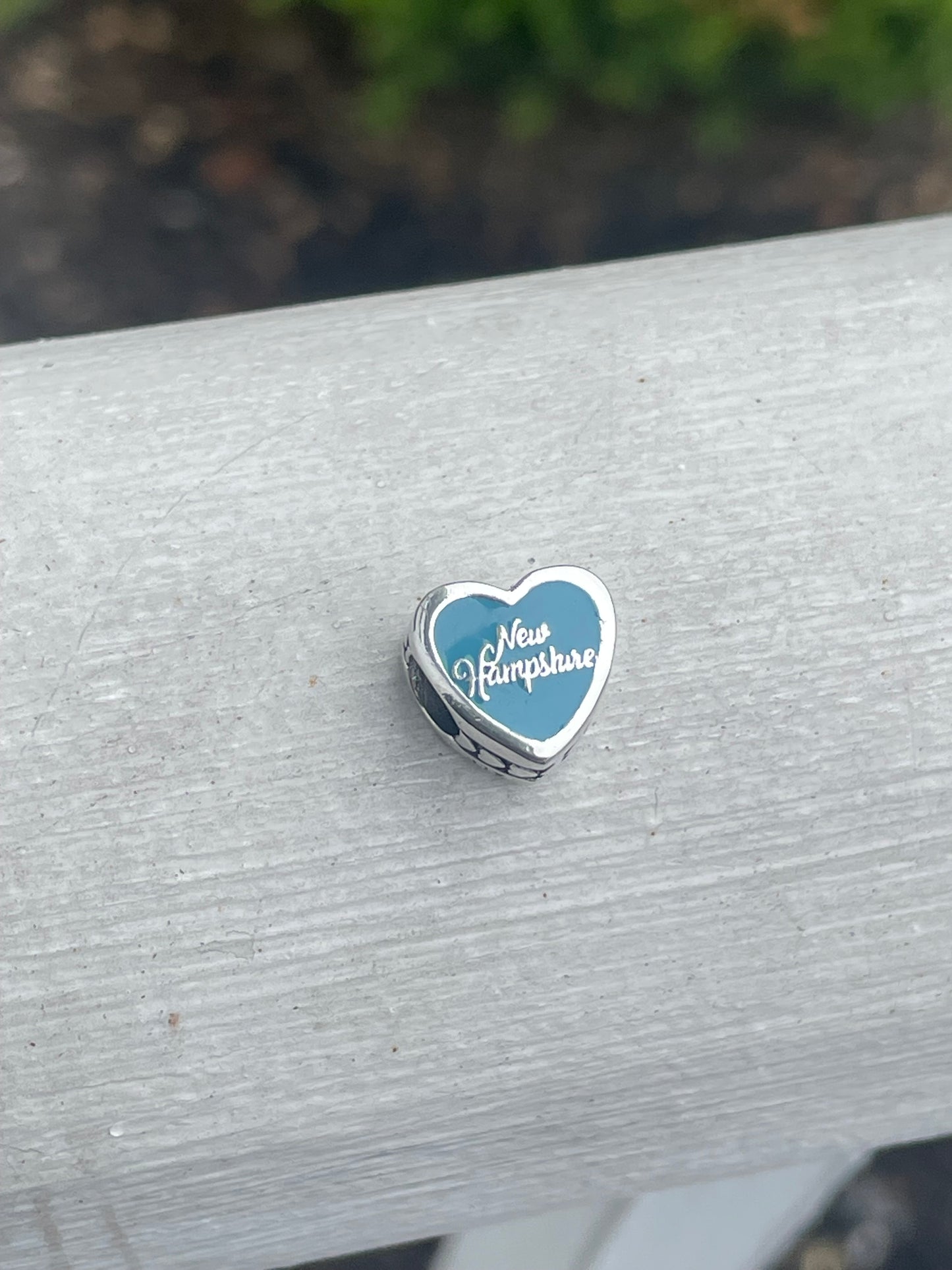 Pandora New Hampshire Exclusive Scenic Travel Heart Charm