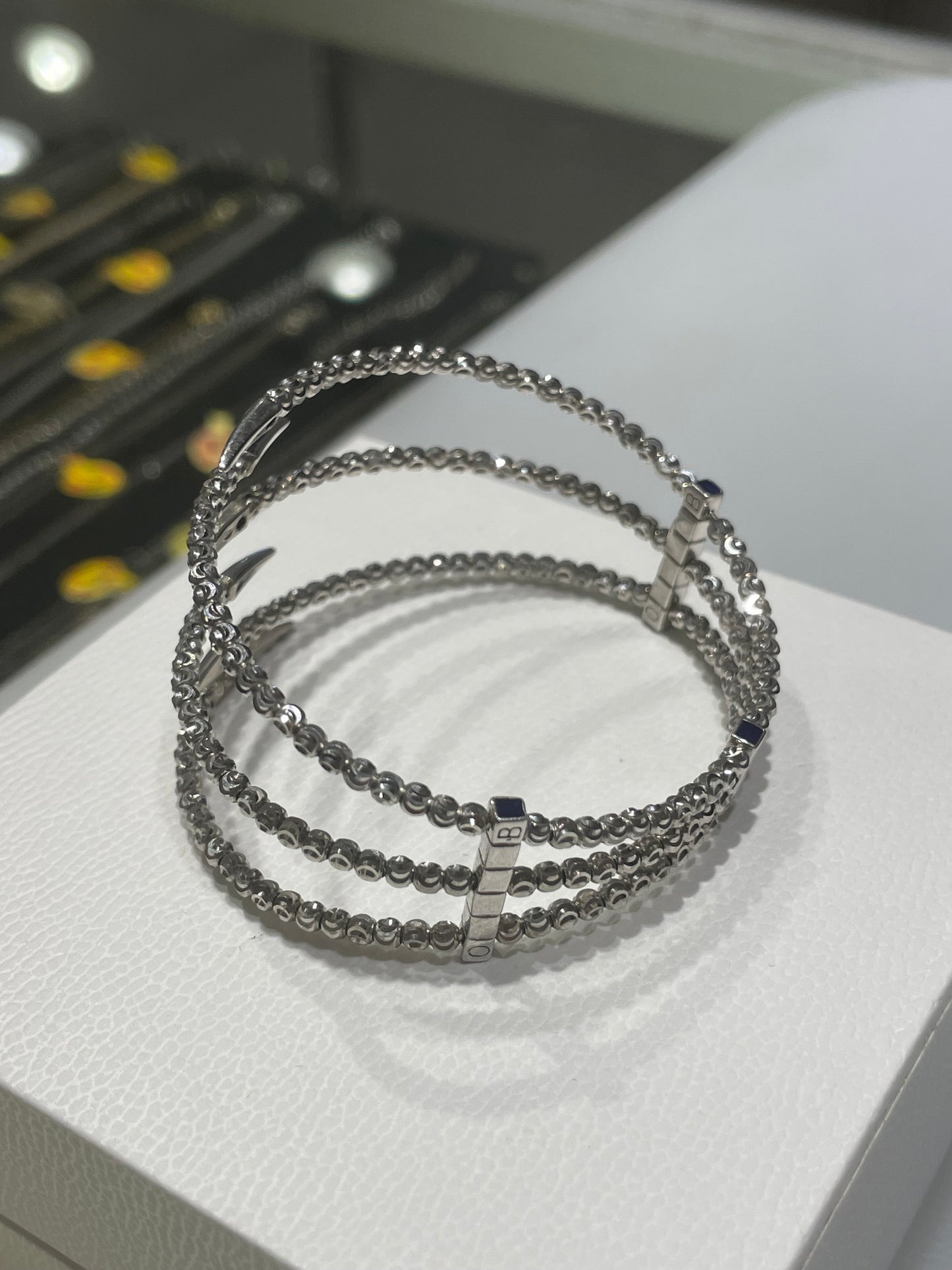 925 Sterling Silver Flexible Claw Bracelet 7”