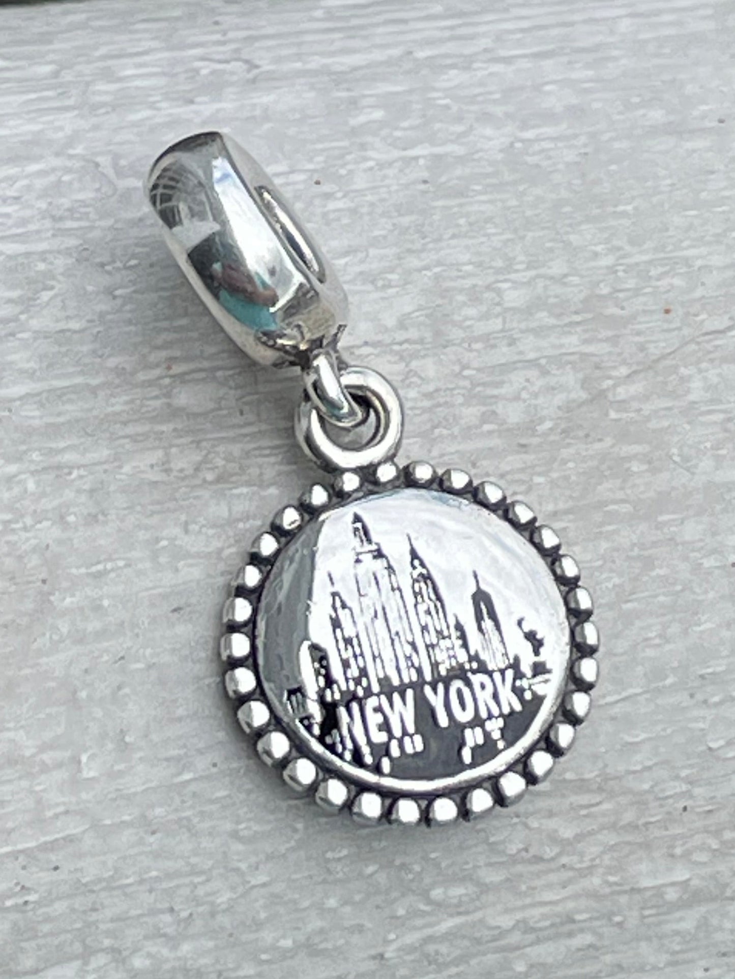 PANDORA New York City NYC Dangle Moments Charm