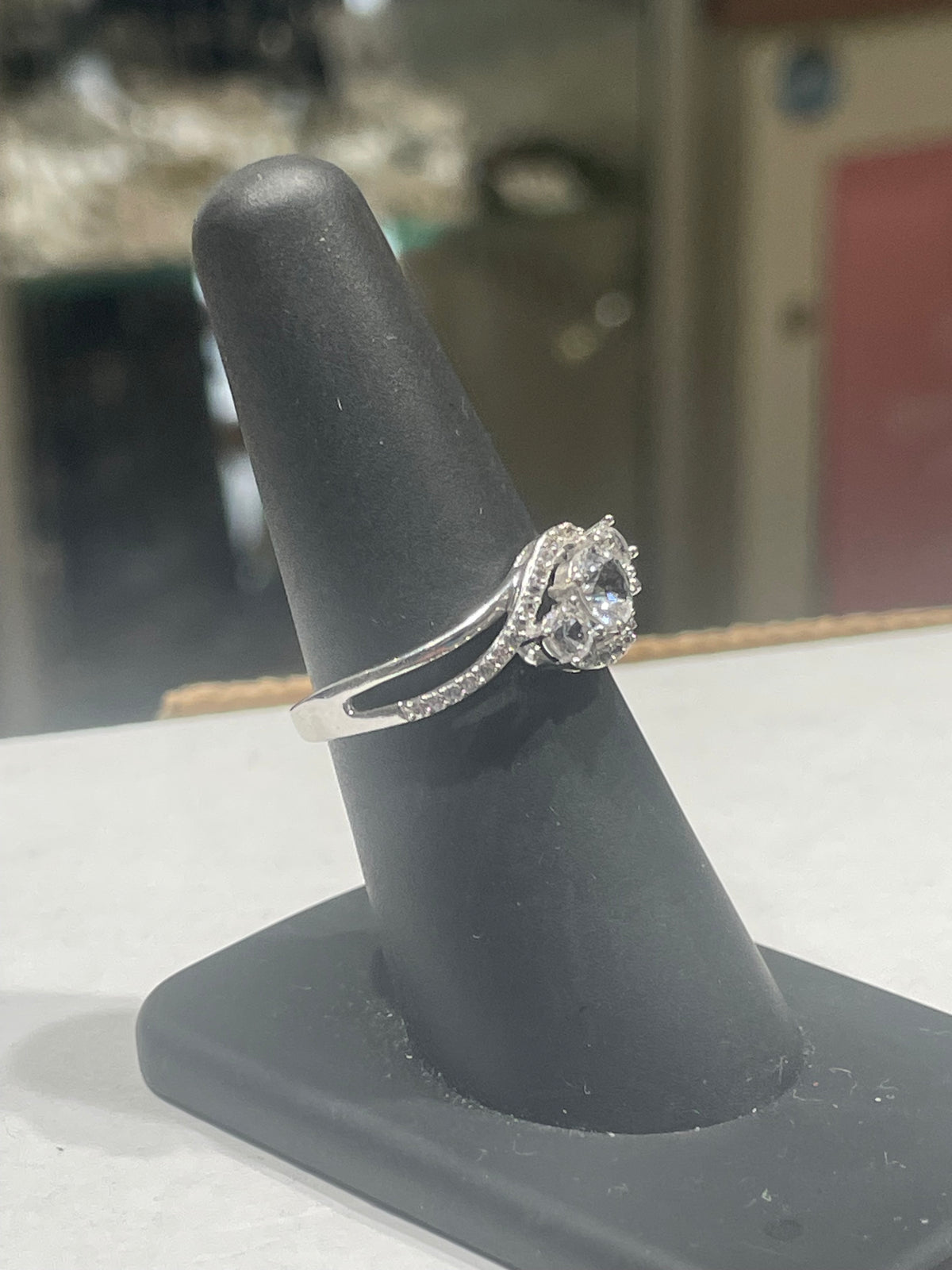 925 Sterling Silver Clear Zirconia Infinity Love Ring