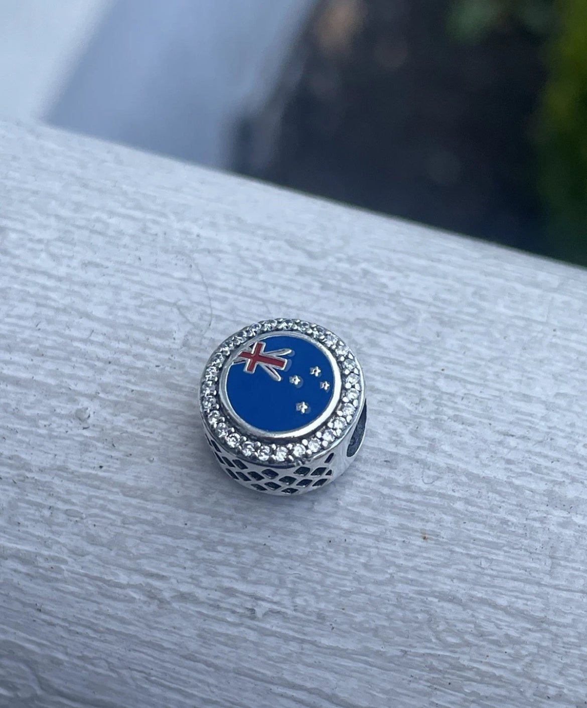 Pandora New Zealand Country Flag Exclusive Travel Round Signet Charm