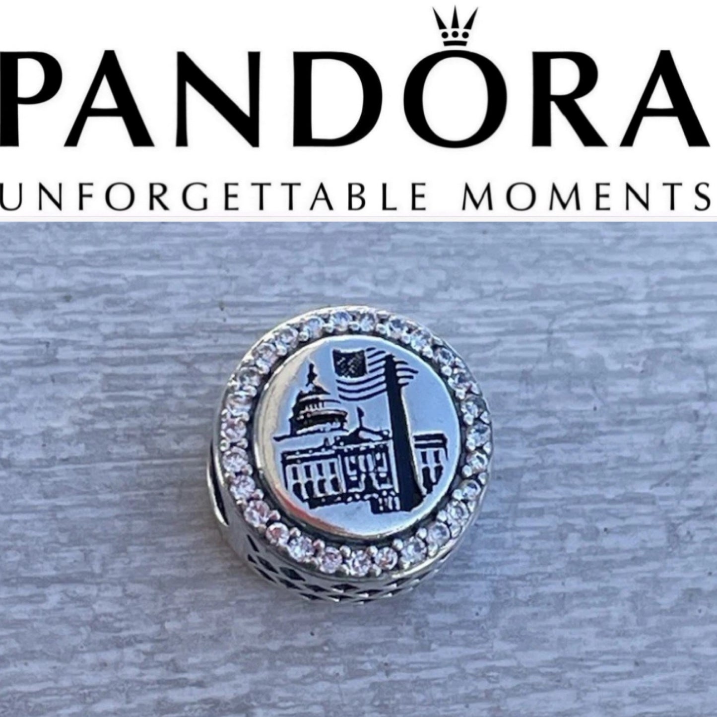 Pandora Washington D.C. Exclusive Round Signet Travel Dangle Charm