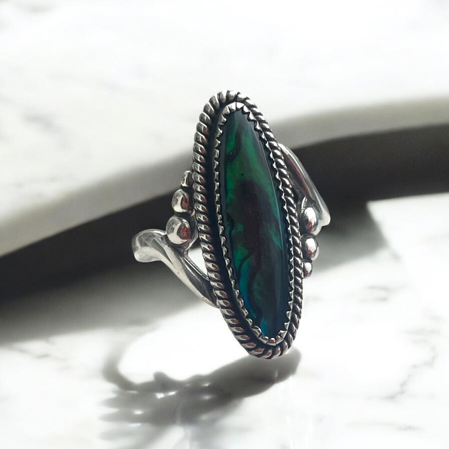 925 Sterling Silver Green Elongated Abalone Ring Size 8