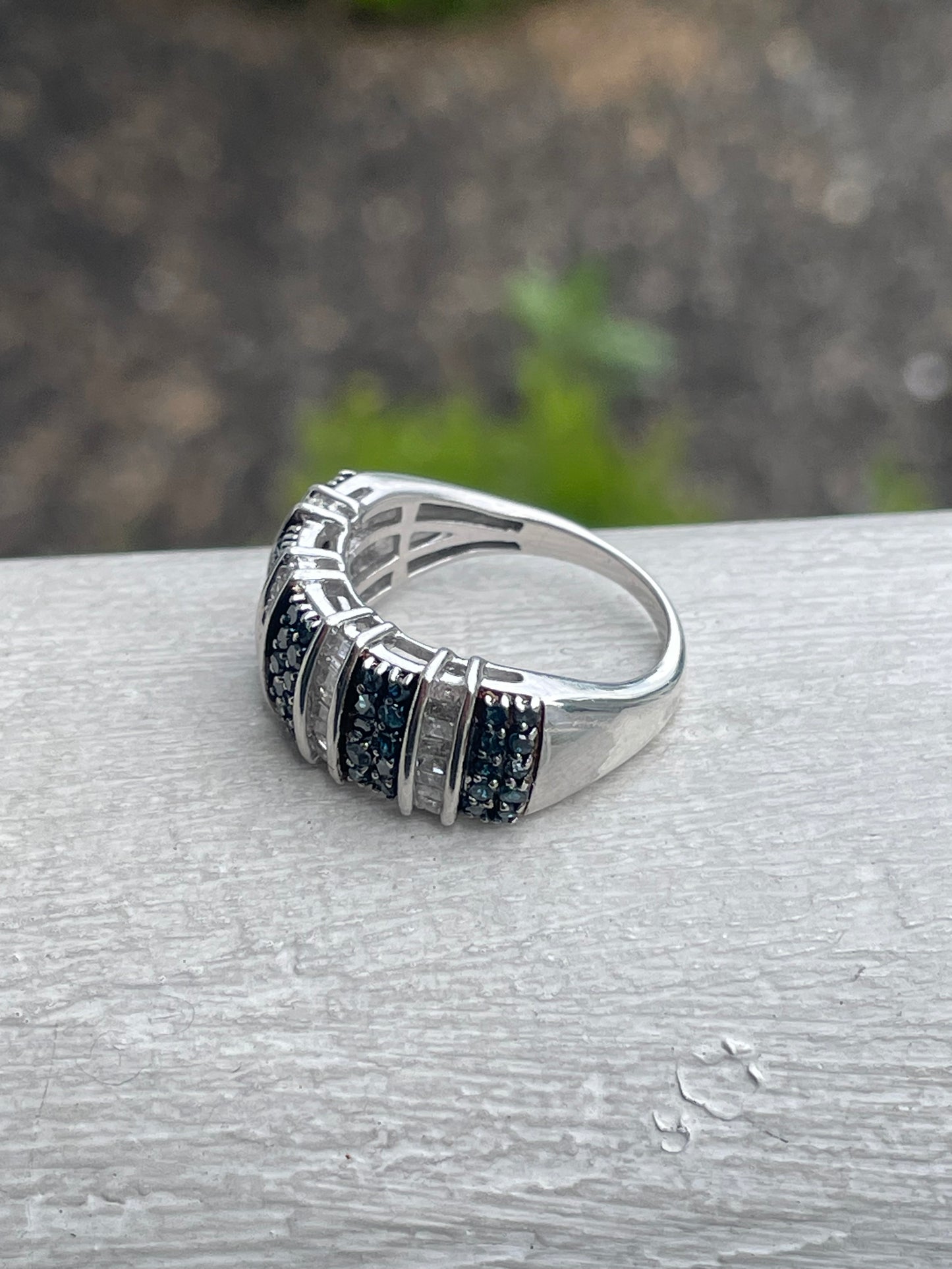 925 Sterling Silver Natural Blue & White Diamond Band Ring Size 7
