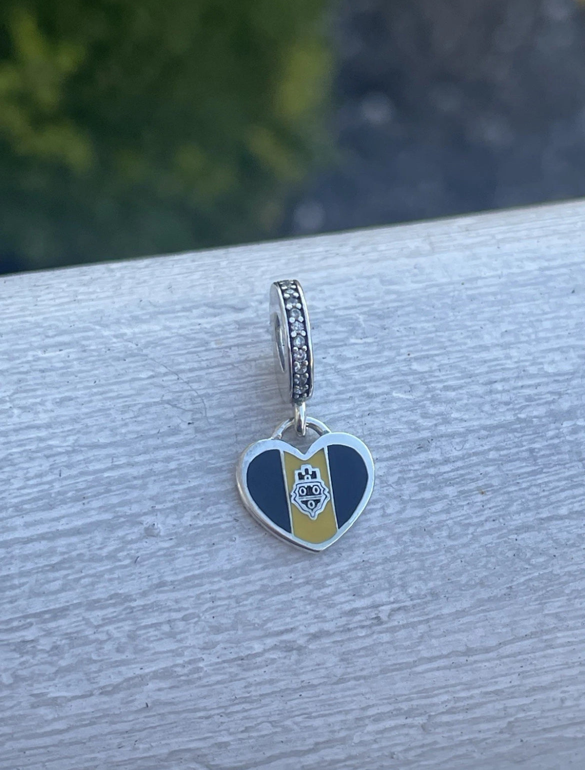 Pandora Pittsburgh Pennsylvania Exclusive Heart Flag Dangle Charm