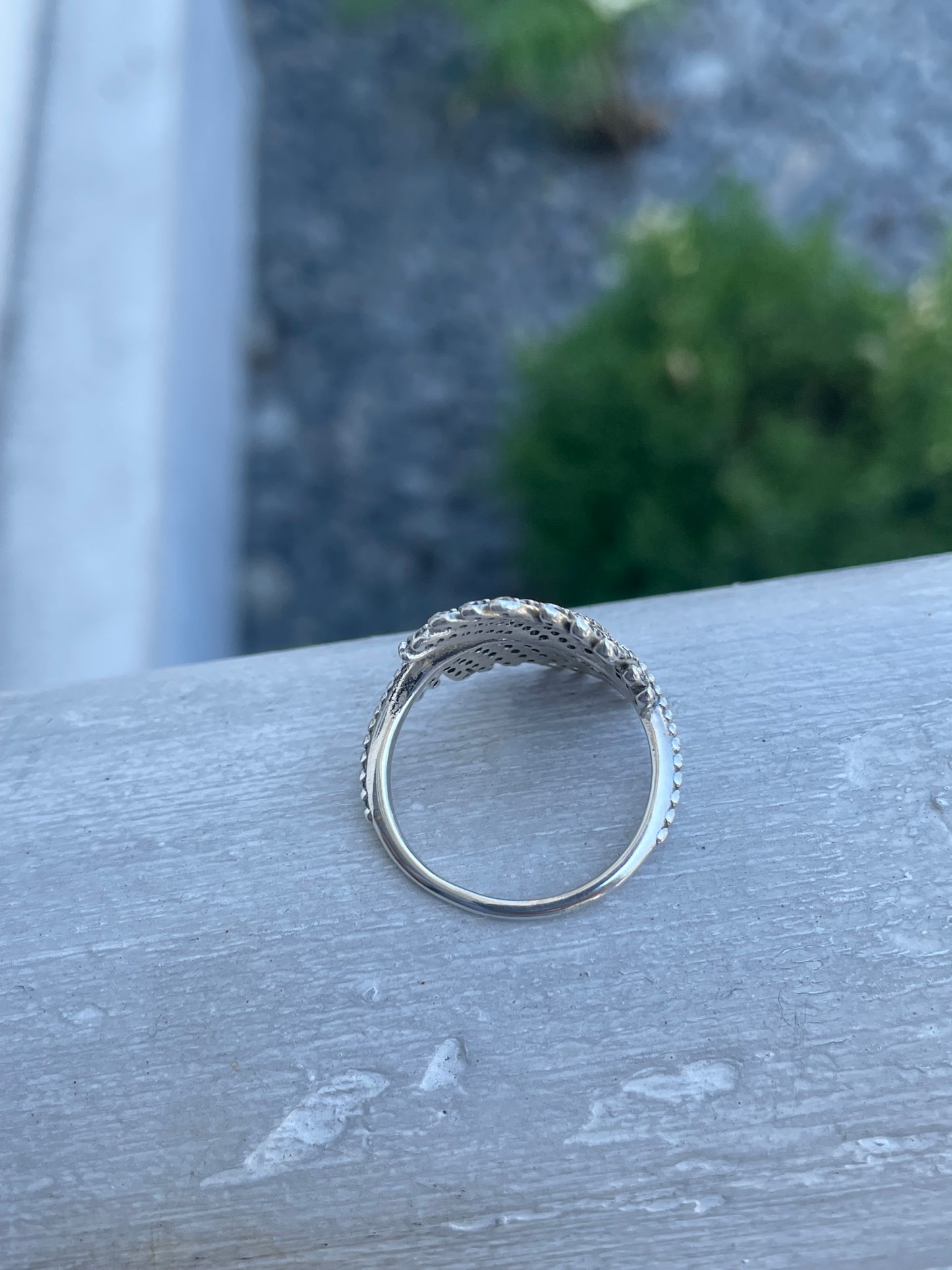 Retired Pandora Majestic Feathers Ring Size 9