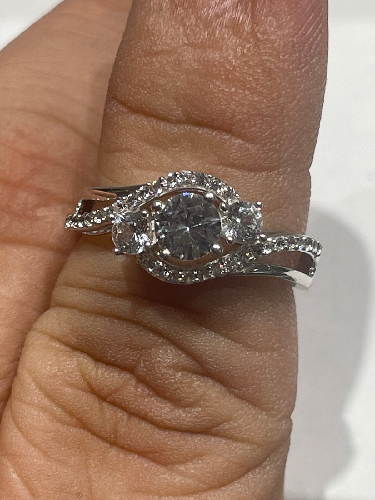 925 Sterling Silver Clear Zirconia Infinity Love Ring