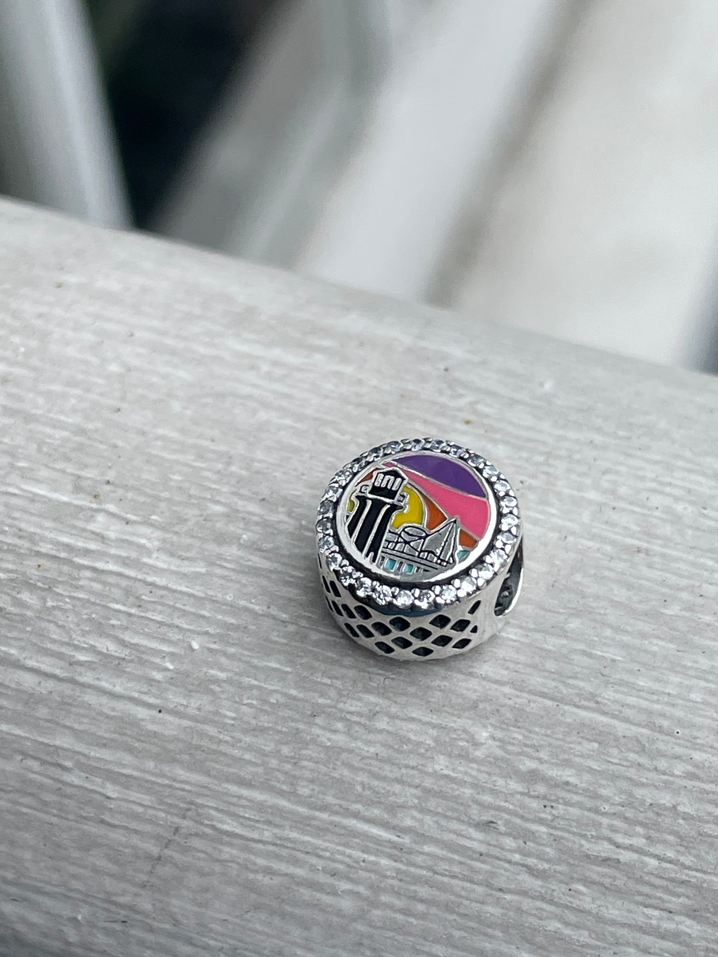 Pandora Sandusky Ohio State Exclusive Travel Signet Round Charm