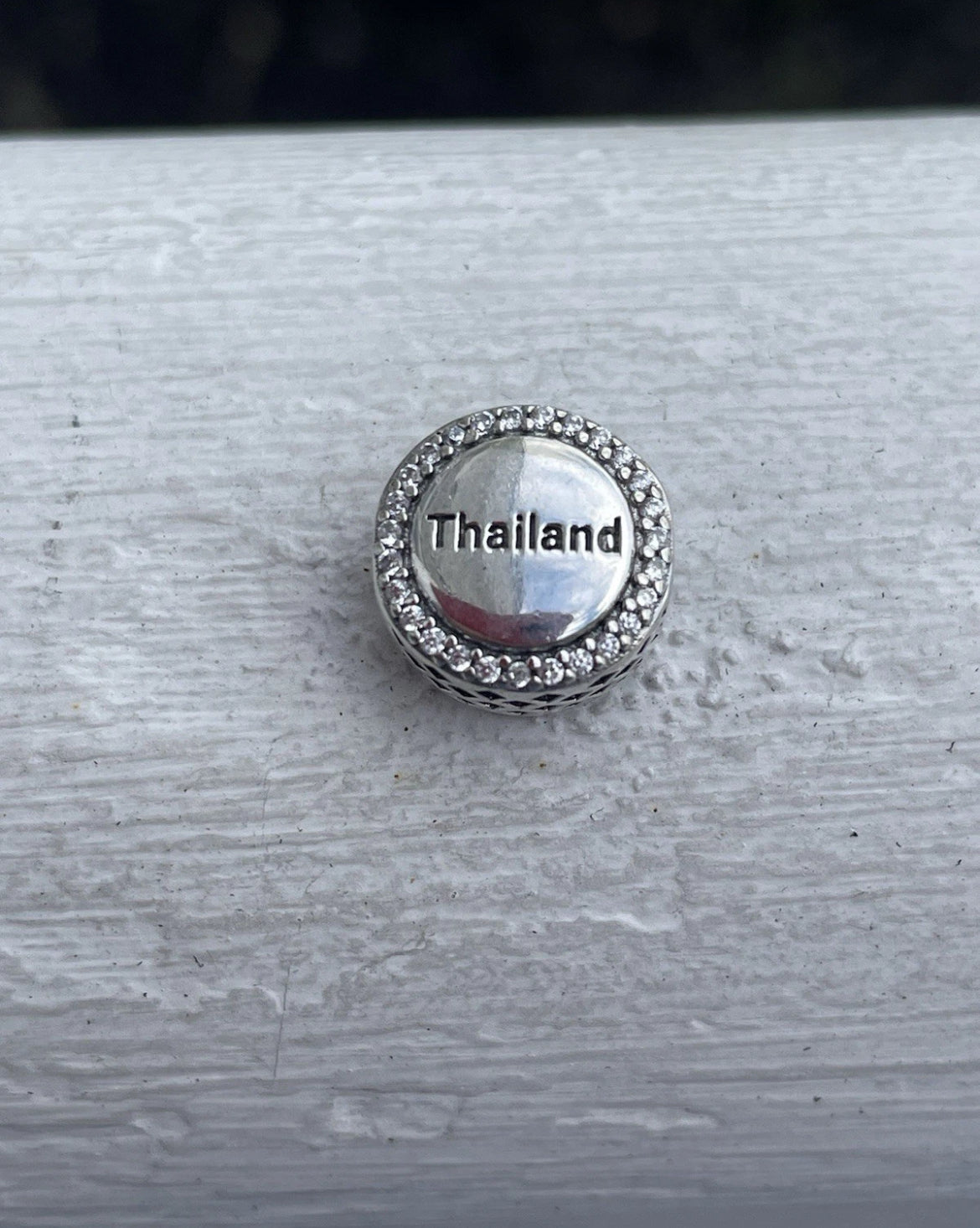 Rare Pandora Thailand Country Exclusive Round Signet Flag Travel Charm