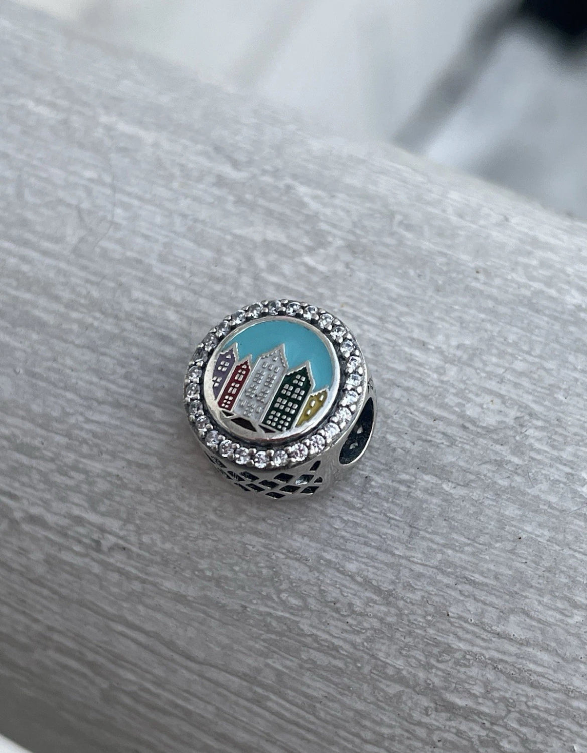 Pandora Brugge Houses Bruge Belgium Country Exclusive Signet Charm 792016CZ_E096