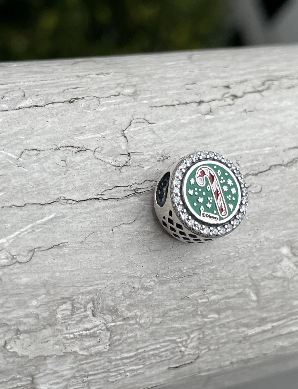 Rare Pandora Disney Parks exclusive Gingerbread Man & candy cane christmas charm