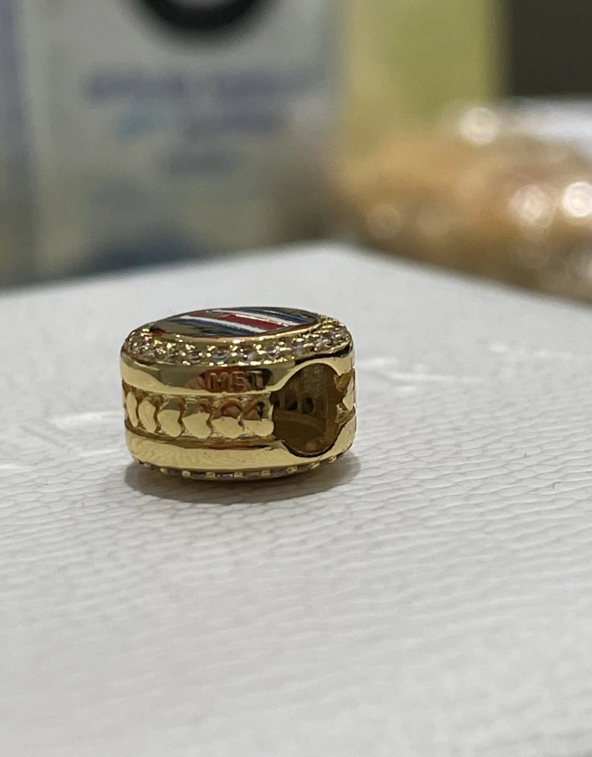 Pandora Costa Rica Country Flag Exclusive Gold Shine Travel Signet Charm