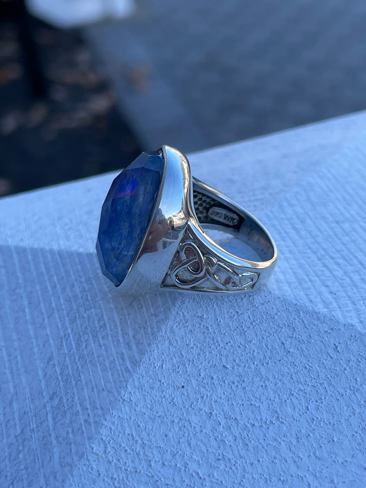 925 Sterling Silver Large Sodalite Celtic Knot Ring Size 6.