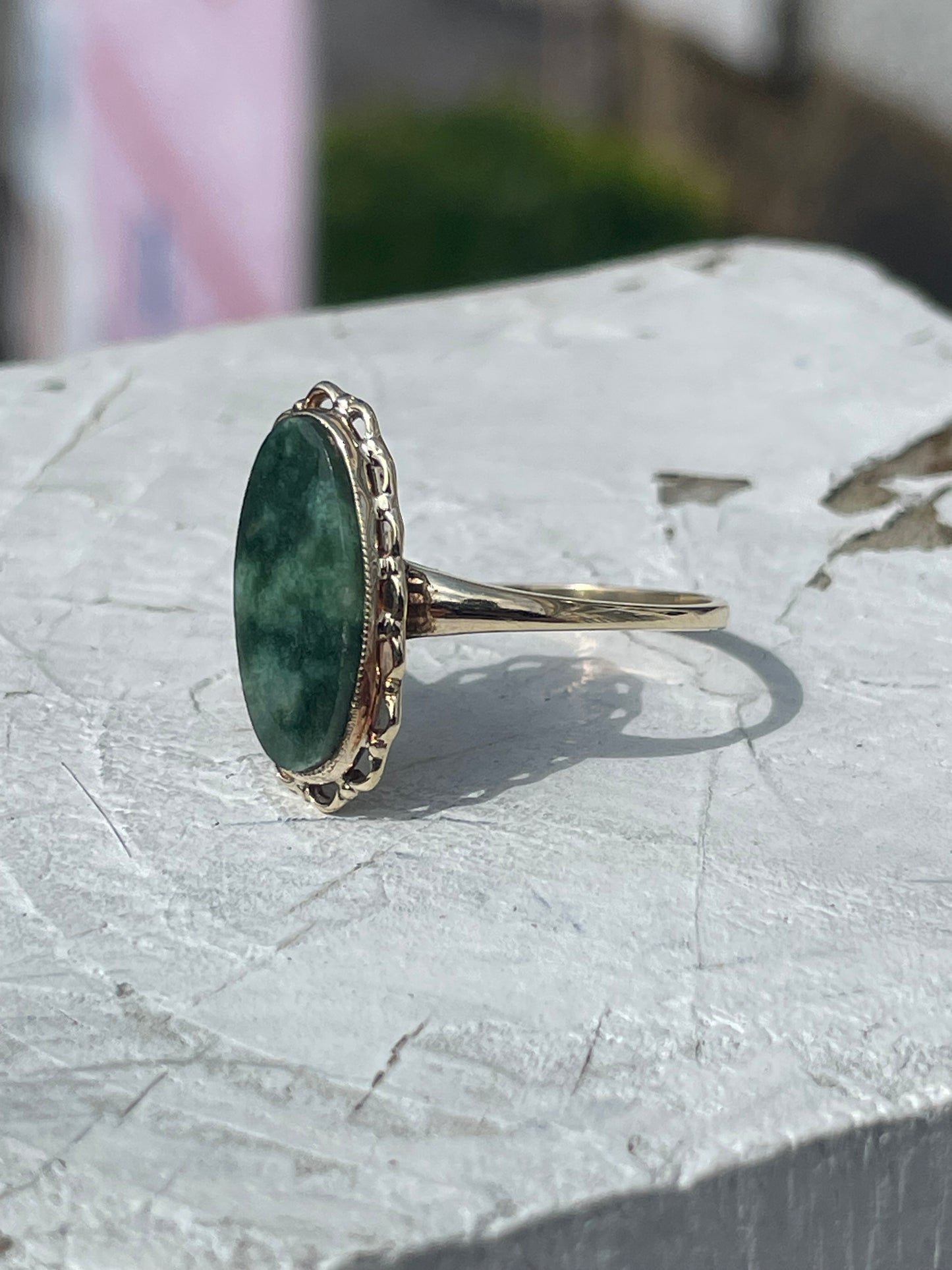 10k Gold Vintage Oval Jadeite Signet Ring