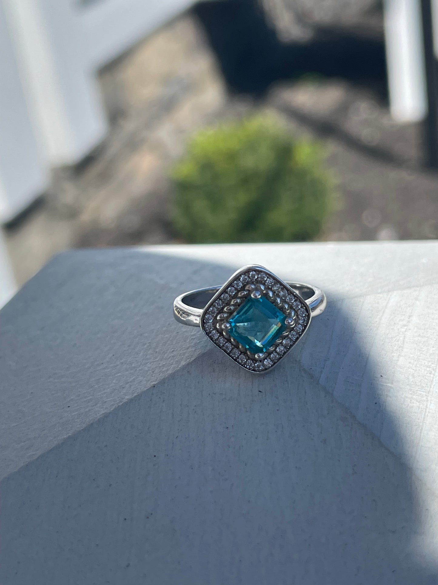 925 Sterling Silver Blue Topaz & Cz Statement Ring