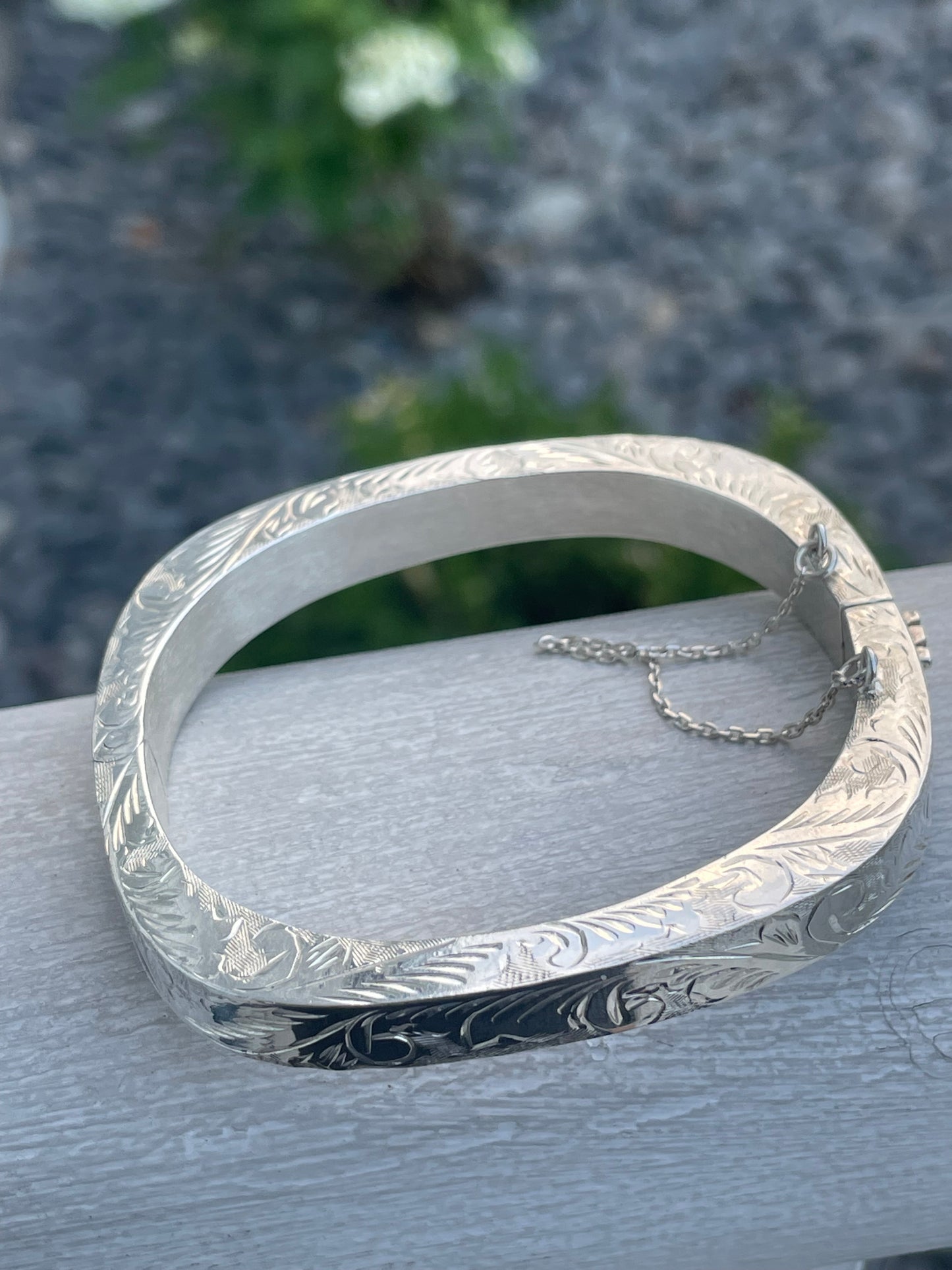 Vintage 925 Sterling Silver Hand Etched Bangle Bracelet 7”