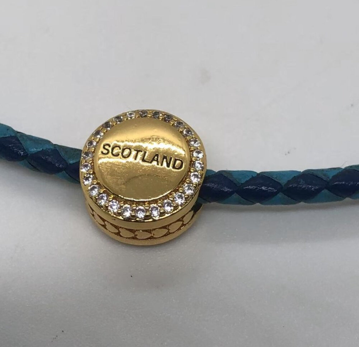 Pandora Country of Scotland Exclusive Round Signet Flag Gold Shine Charm