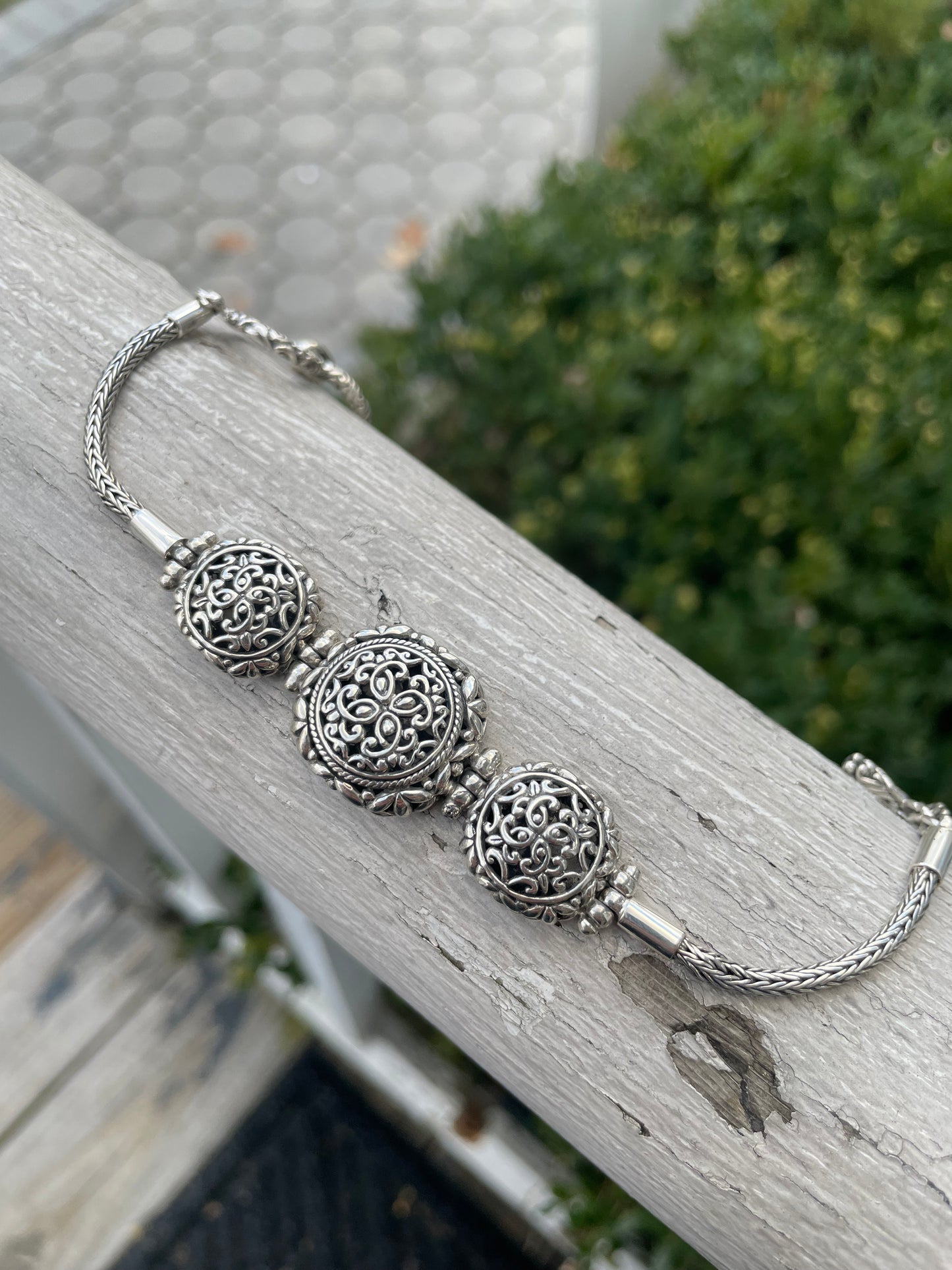 925 Sterling Silver Western Filigree Tripoli Wheaton Bracelet w/ Toggle Lock.