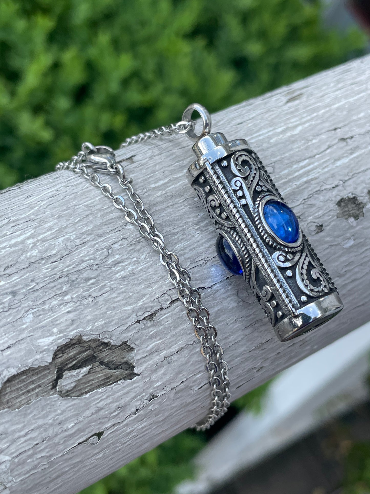 Stainless Steel Blue Stone Urn Necklace