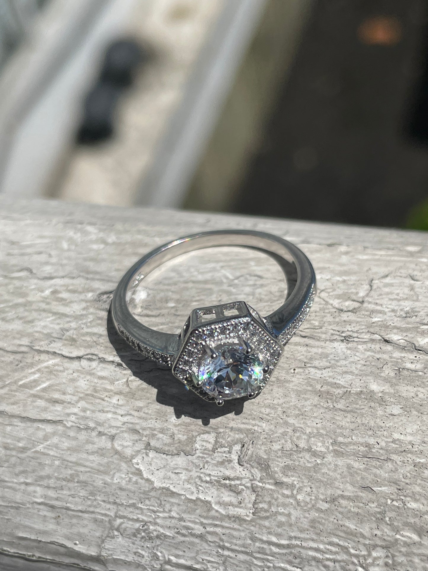 925 Sterling Silver Clear Zirconia Cocktail Ring