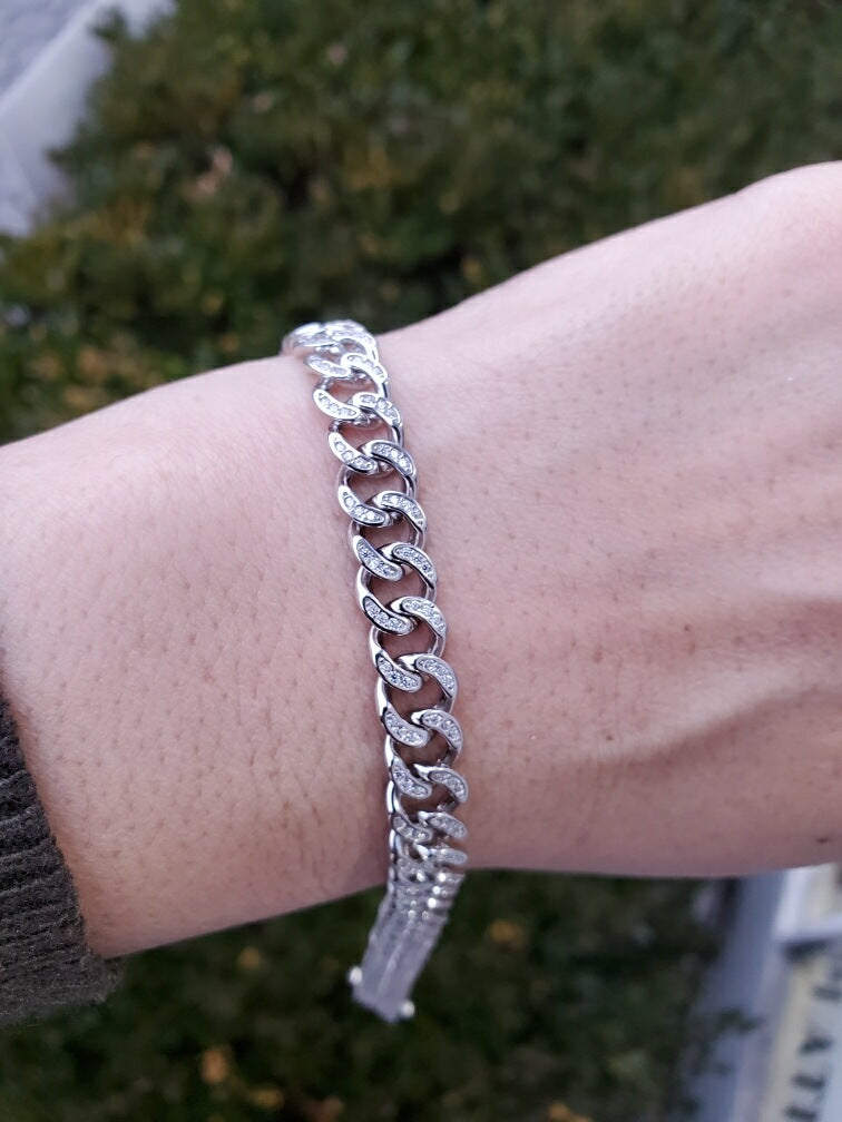 925 Sterling Silver Cuban Link Bracelet w/ Pave’ Cz stones.