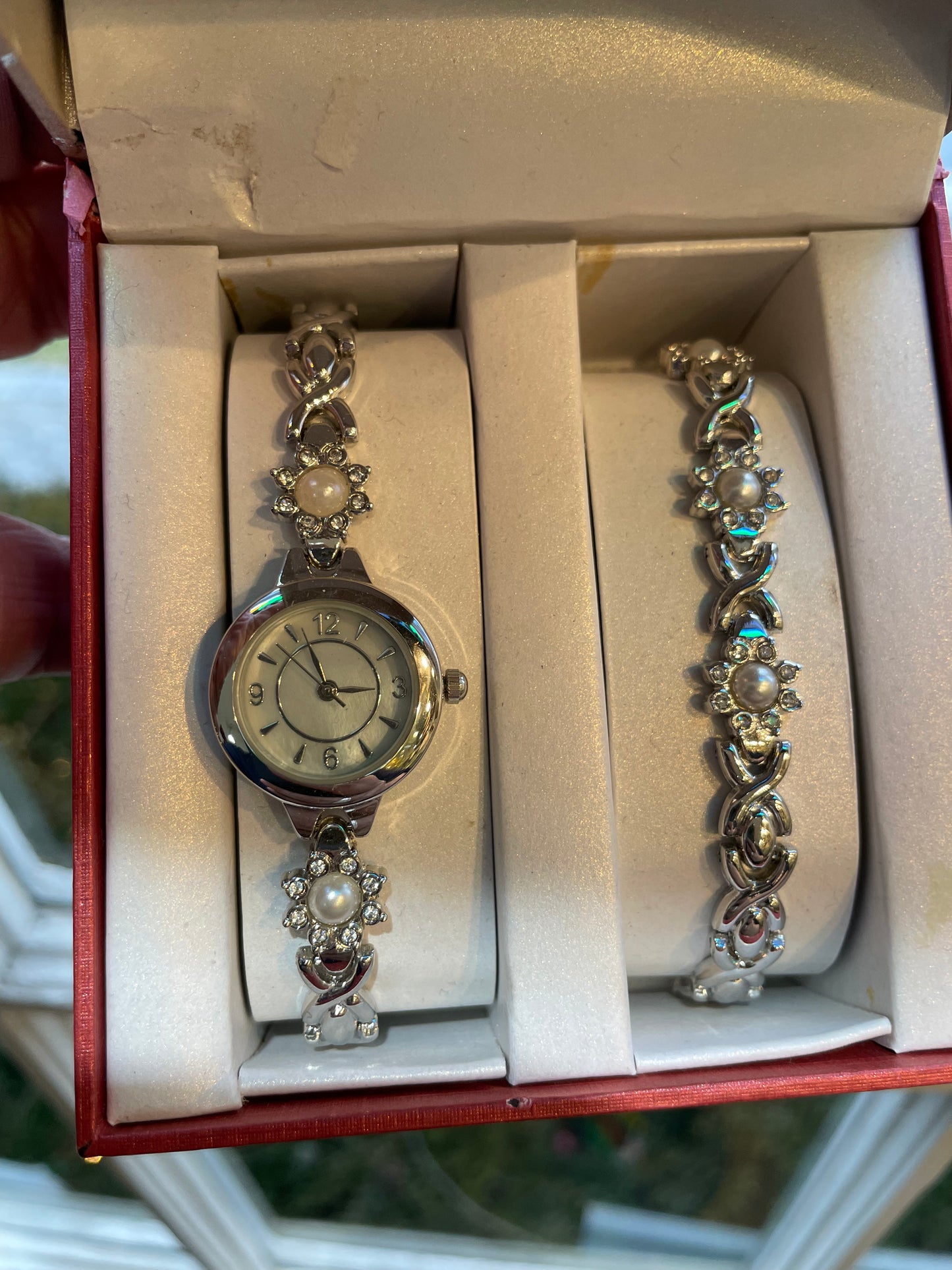 Stainless steel watch and bracelet gift set