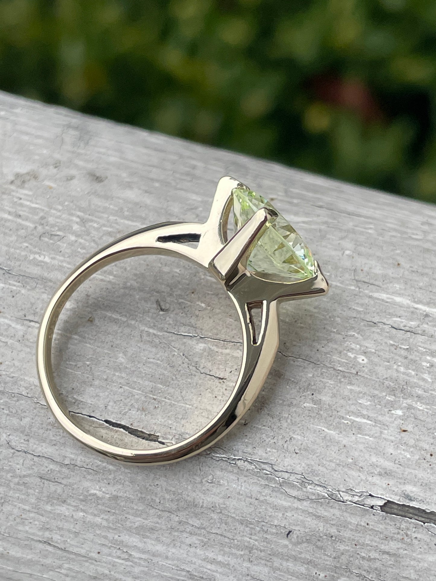 10k Gold Solitaire Empire Synthetic Peridot Ring