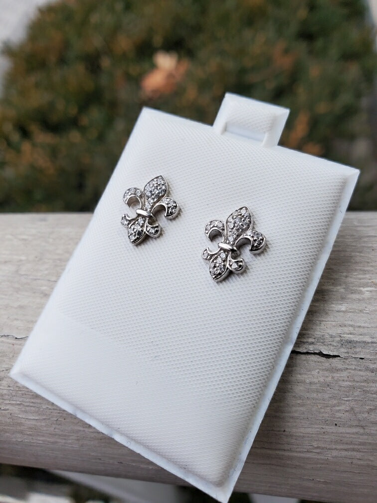 925 Sterling Silver Sparkling Fleu de Lis Stud Earrings