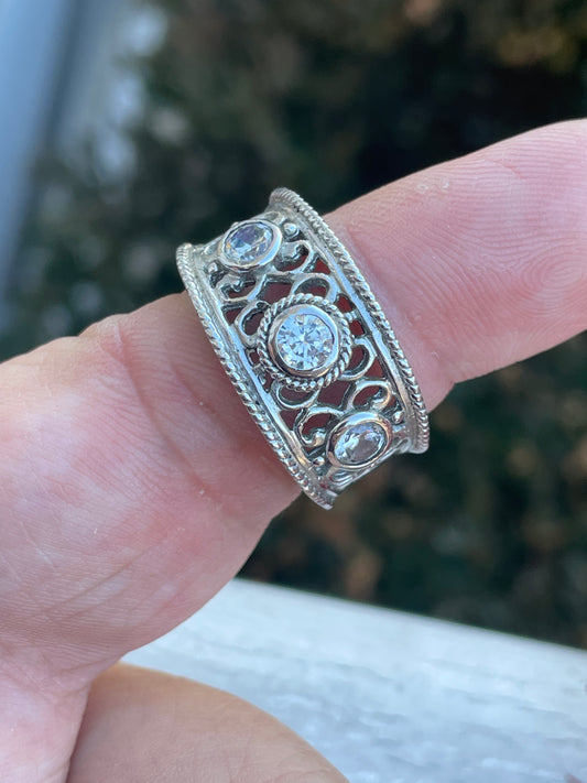 925 Sterling Silver Past Present Future Open Filigree Bezel CZ Band Ring