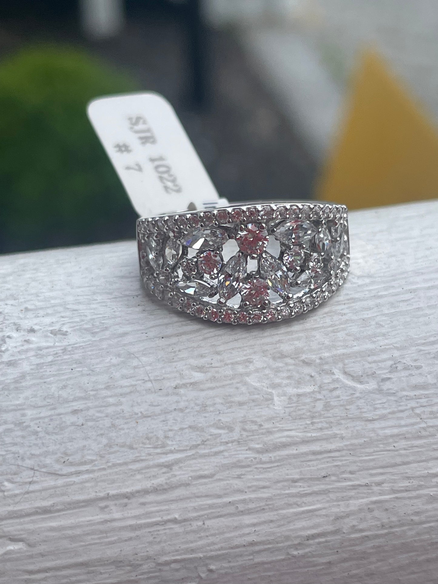 925 Sterling Silver “Glacial Gleam” Clear Zirconia Cluster Band Ring Size 7